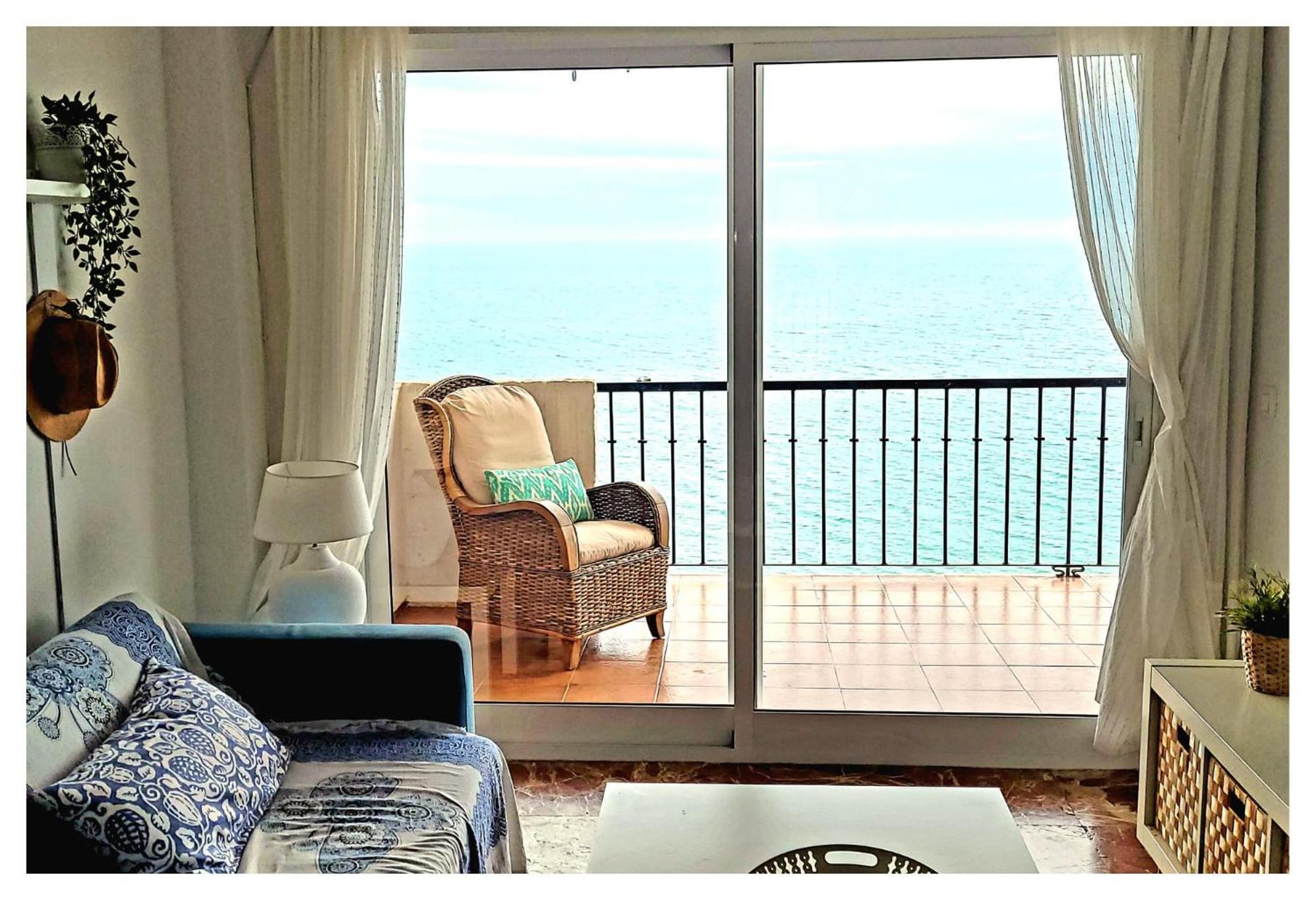 Balcon Sobre El Mar *